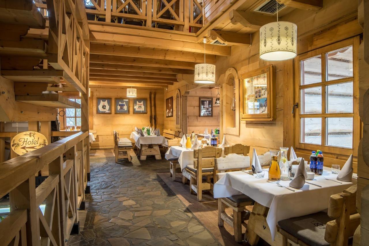 Hotel Nosalowy Dwor Zakopane Bagian luar foto